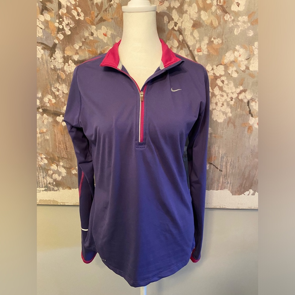Nike quarter zip pullover